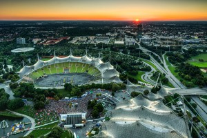 Olympiastadion München bei Sonnenuntergang